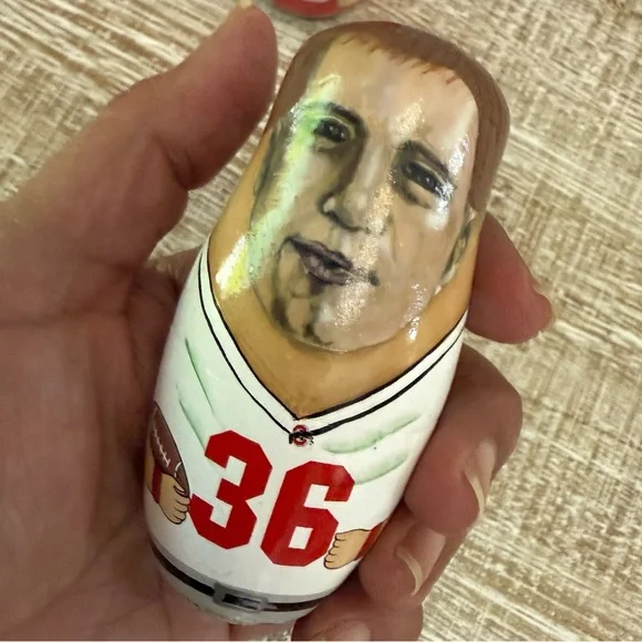 Ohio State Buckeyes Chris Spielman Red and White Nesting Dolls, Set of 3 - Picture 8 of 11
